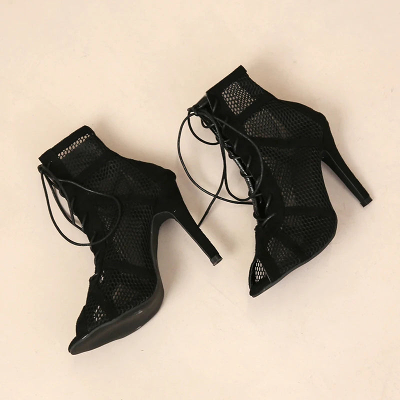 LONDELLE - Soho Lace Booties