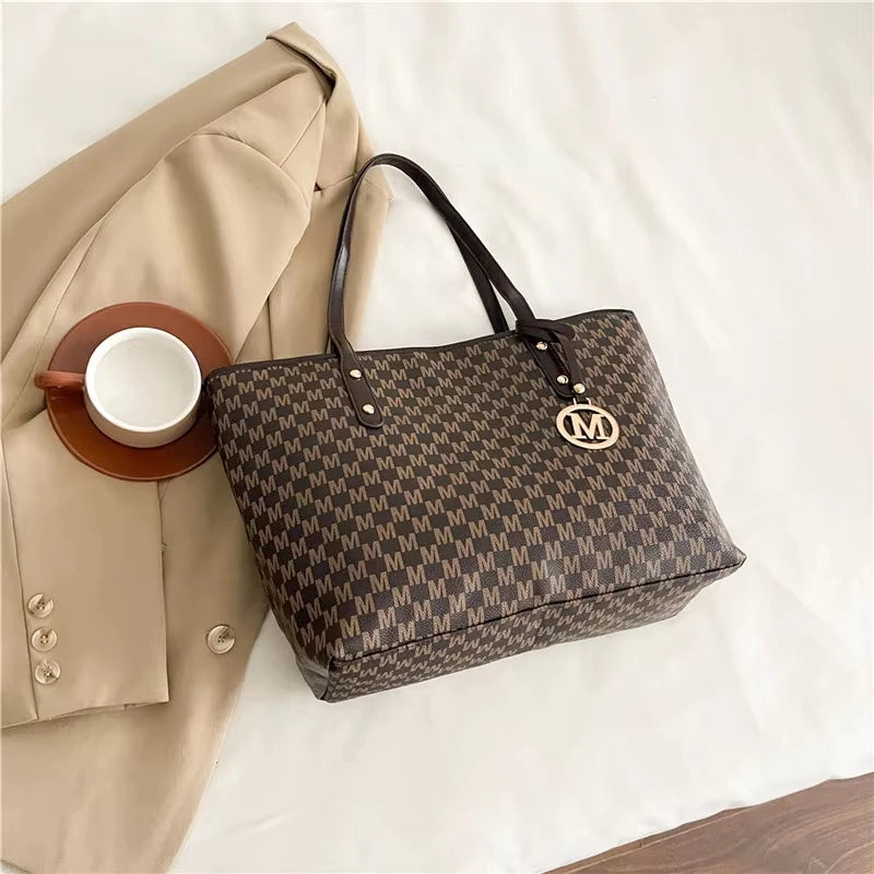 LONDELLE - Monarch Signature Tote Bag