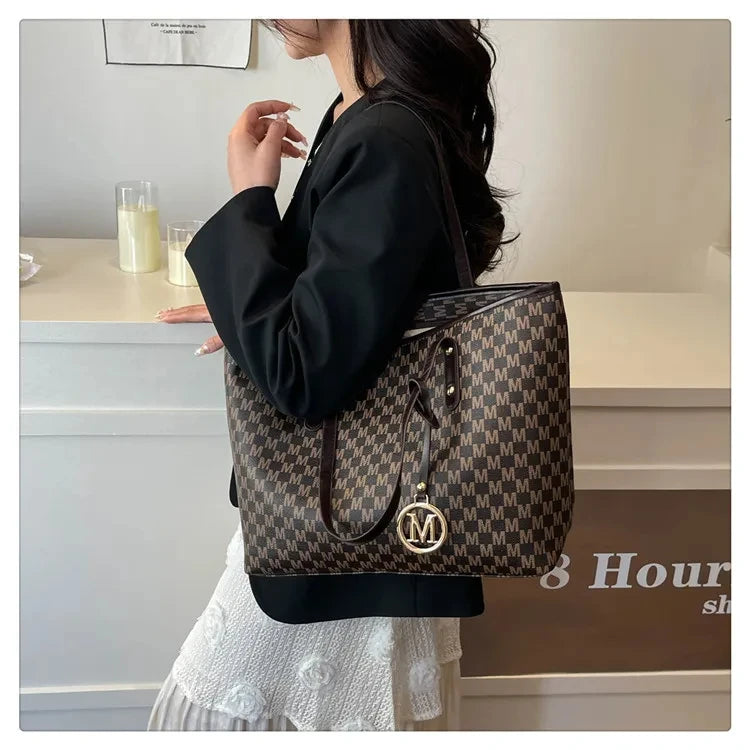 LONDELLE - Monarch Signature Tote Bag